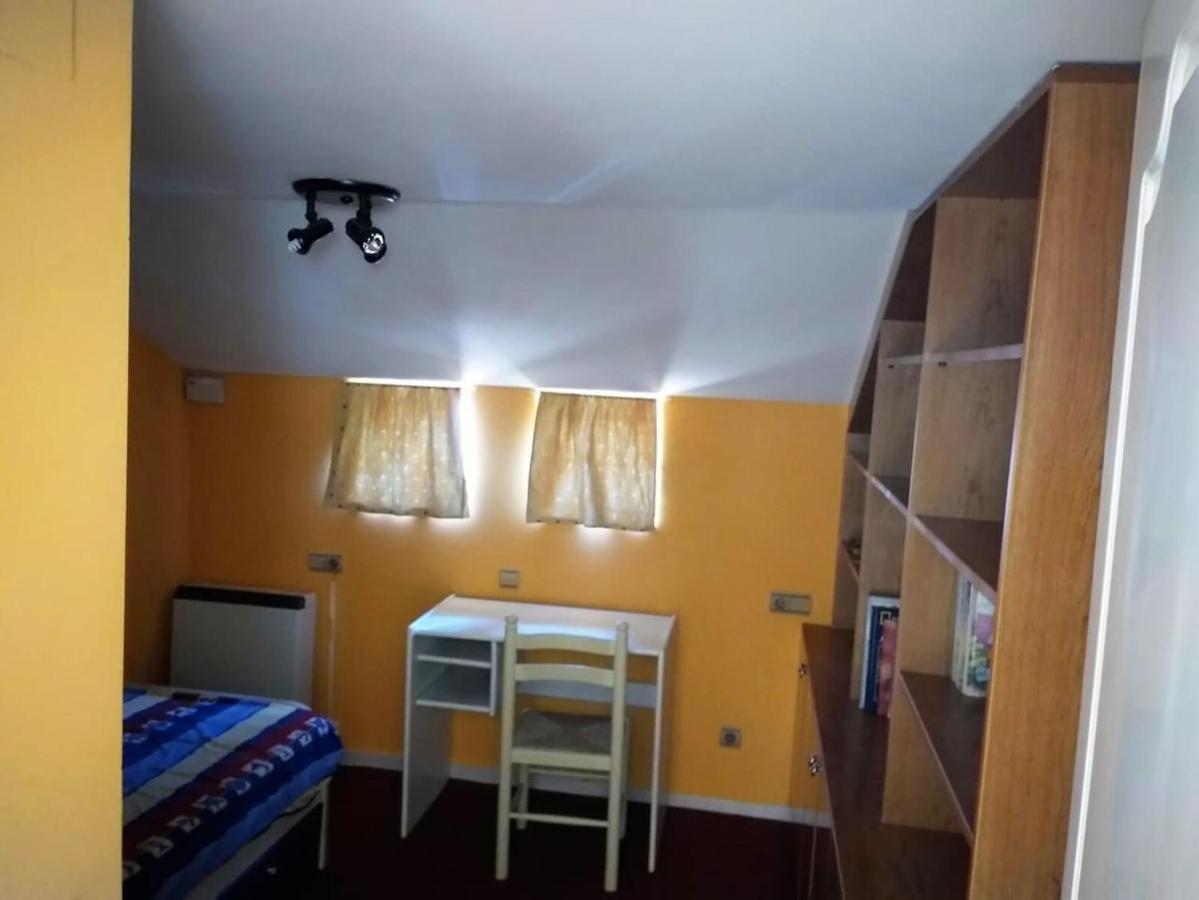 El Trastero Apartment Santa Marta de Tormes Luaran gambar